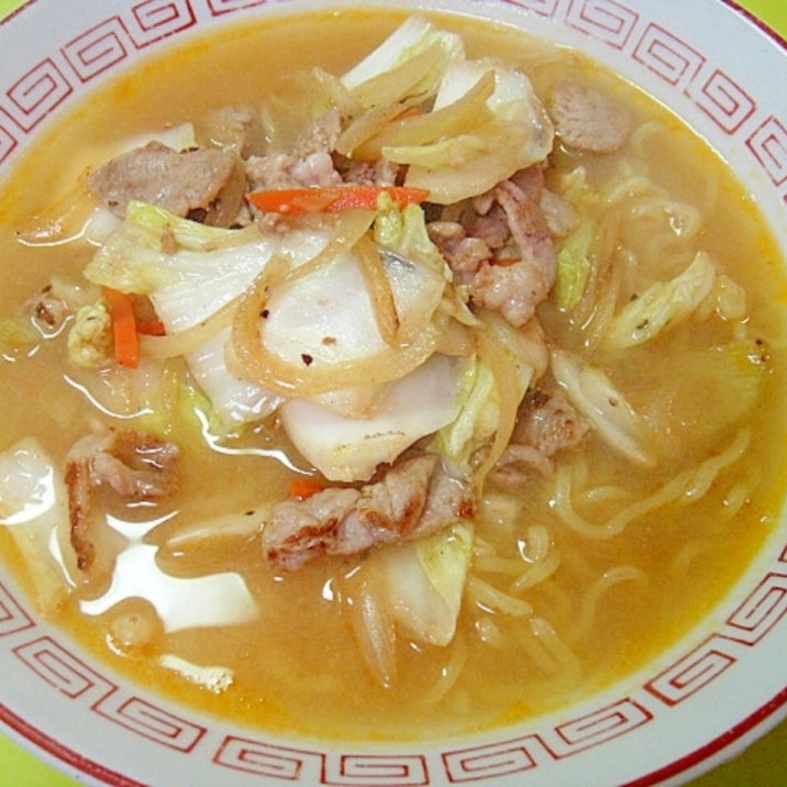 野菜たっぷり♡白菜炒め味噌ラーメン